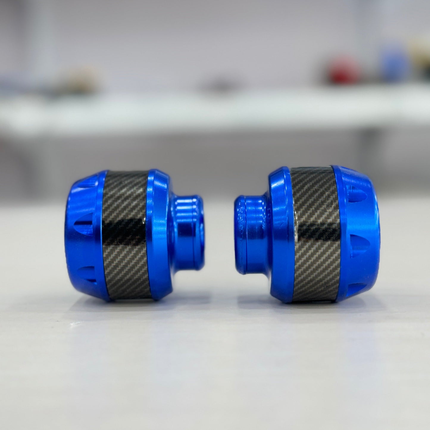 New Universal Motorcycle Frame Slider Aluminum Alloy Front Fork Cup Falling Protector Explosion-proof Front Fork Cups Sliders Crash